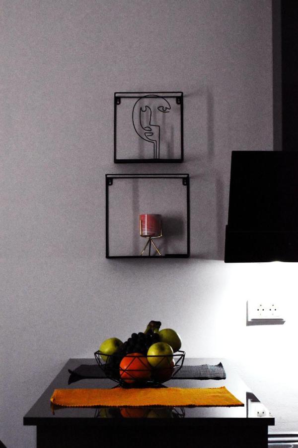 Gramophone Apartments Bitola Bagian luar foto